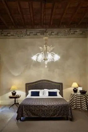 Junior Süit (Affresco)