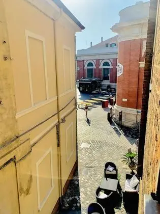 Junior Süit (Affresco)