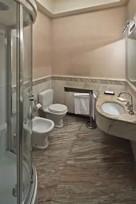 Junior Süit (Affresco)