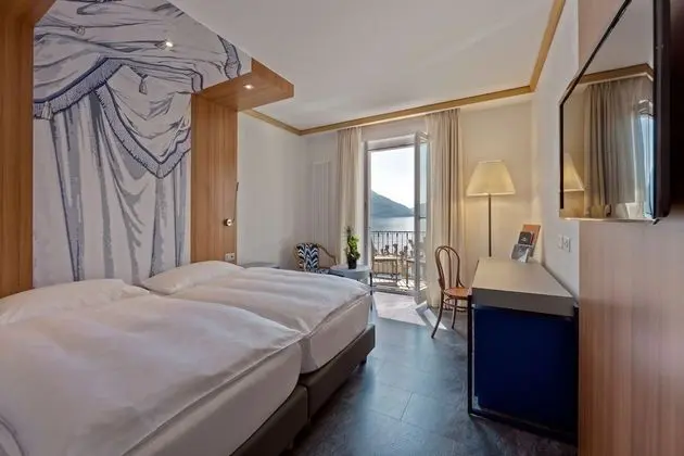 Deluxe Tek Büyük veya İki Ayrı Yataklı Oda, 1 Yatak Odası, Balkon, Göl Manzaralı