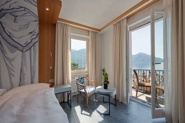 Deluxe Tek Büyük veya İki Ayrı Yataklı Oda, 1 Yatak Odası, Balkon, Göl Manzaralı