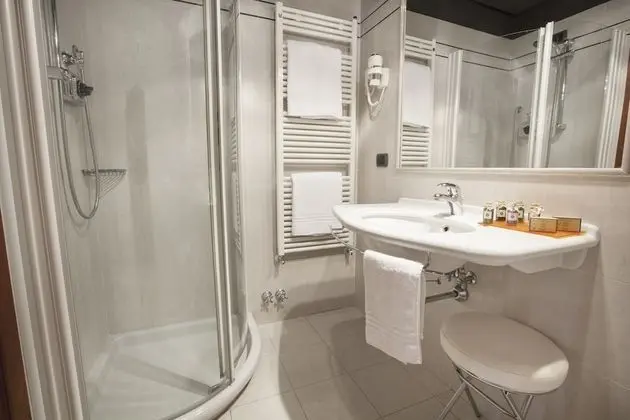 Superior Tek Büyük Yataklı Oda