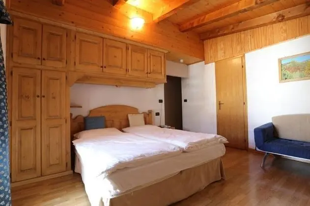 Dört Kişilik Oda, Dağ Manzaralı