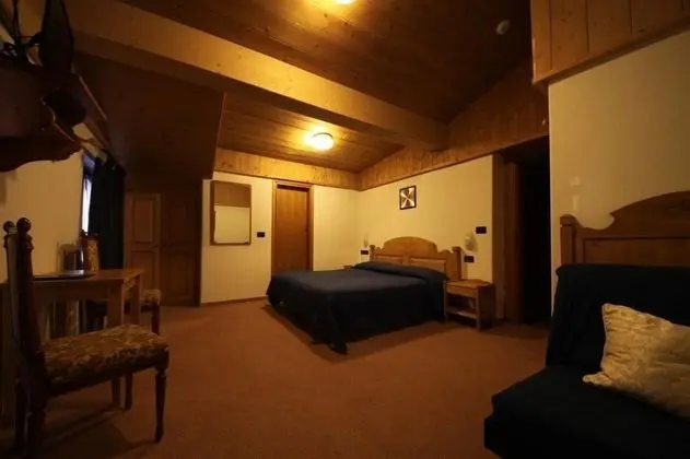 Dört Kişilik Oda, Dağ Manzaralı