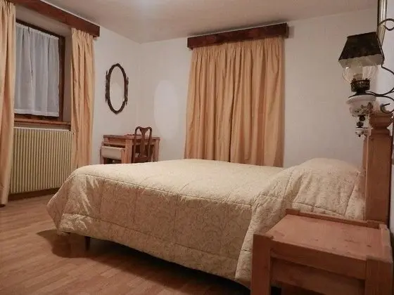 Üç Kişilik Oda, Dağ Manzaralı