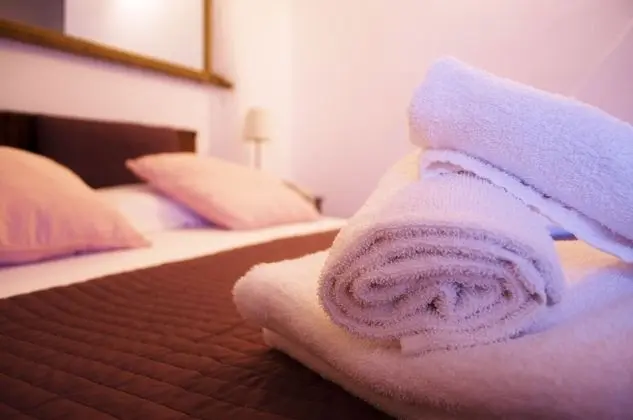 Economy Tek Büyük Yataklı Oda