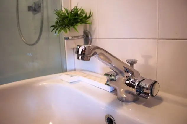 Economy Tek Büyük Yataklı Oda