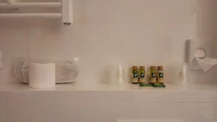 Basic Oda, 1 Çift Kişilik Yatak