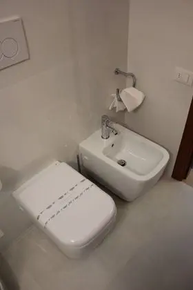 Basic Oda, 1 Çift Kişilik Yatak