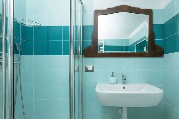 Panoramic Üç Kişilik Oda, Göl Manzaralı