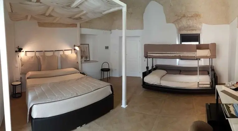 Standard Dört Kişilik Oda