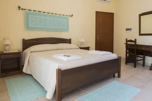 Büyük Yataklı Tek Kişilik Oda