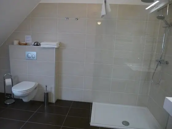 Comfort Tek Büyük veya İki Ayrı Yataklı Oda
