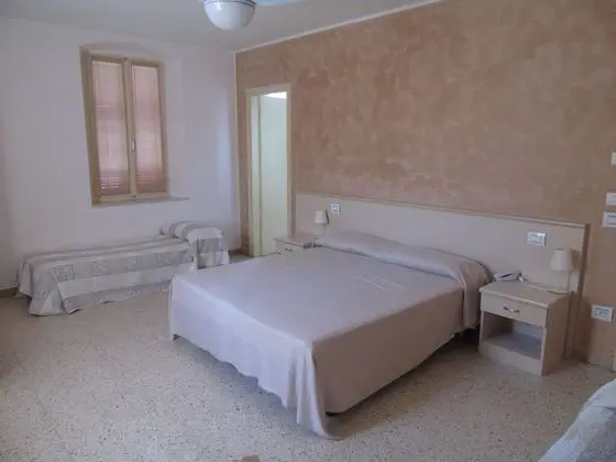 Dört Kişilik Oda