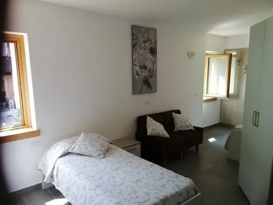 Tek Büyük veya İki Ayrı Yataklı Oda