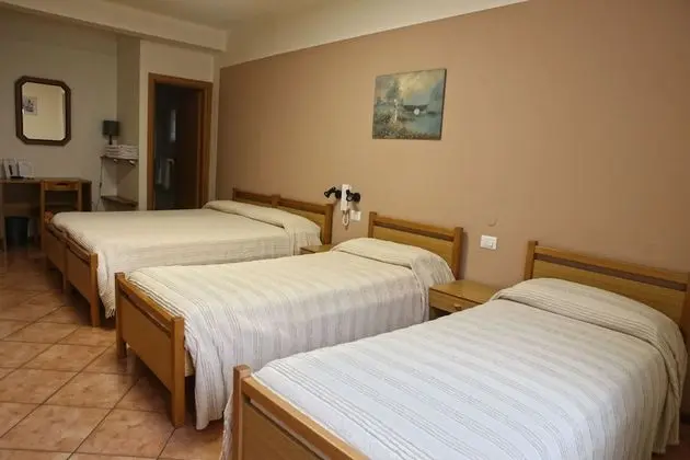 Family Oda, Dağ Manzaralı