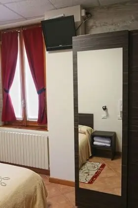 Tek Büyük Yataklı Oda, Dağ Manzaralı