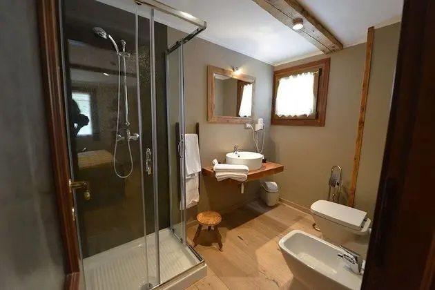 Tek Büyük Yataklı Oda (with Extra Bed)