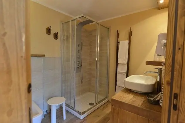 Tek Büyük Yataklı Oda (with Extra Bed)