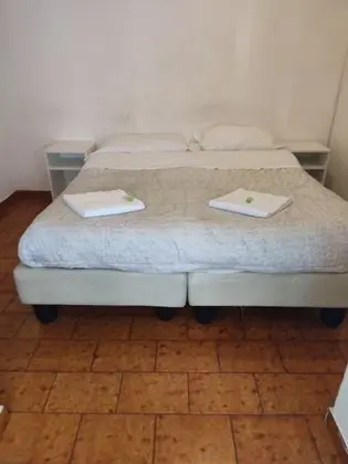 Tek Büyük Yataklı Oda, Sigara İçilmez