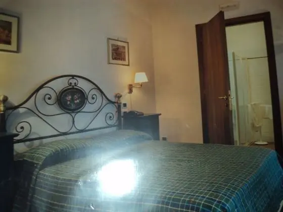 Comfort Oda, 1 Büyük (Queen) Boy Yatak