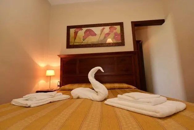 Classic Tek Büyük veya İki Ayrı Yataklı Oda