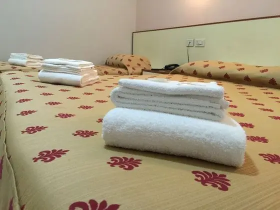 Büyük Yataklı Tek Kişilik Oda