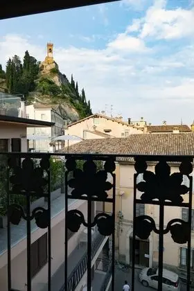 Comfort Tek Büyük veya İki Ayrı Yataklı Oda