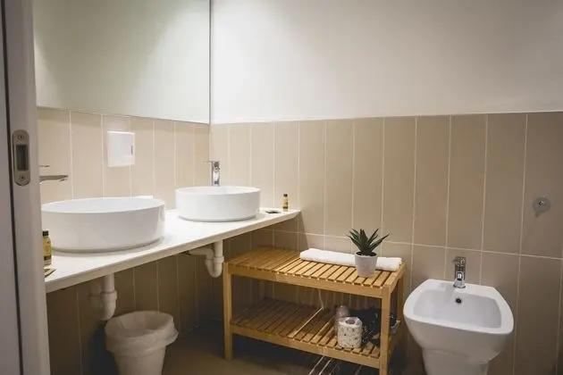 Comfort Tek Büyük veya İki Ayrı Yataklı Oda