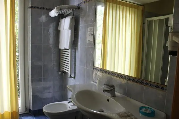 Standard Tek Büyük veya İki Ayrı Yataklı Oda