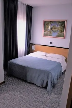 Standard Üç Kişilik Oda