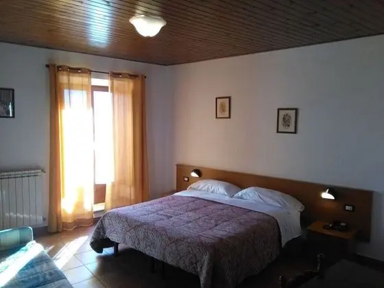 Tek Büyük Yataklı Oda