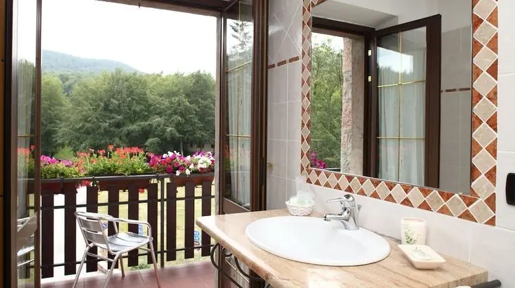 Tek Büyük Yataklı Oda, Balkon, Dağ Manzaralı (free relaxing area, Panoramic)