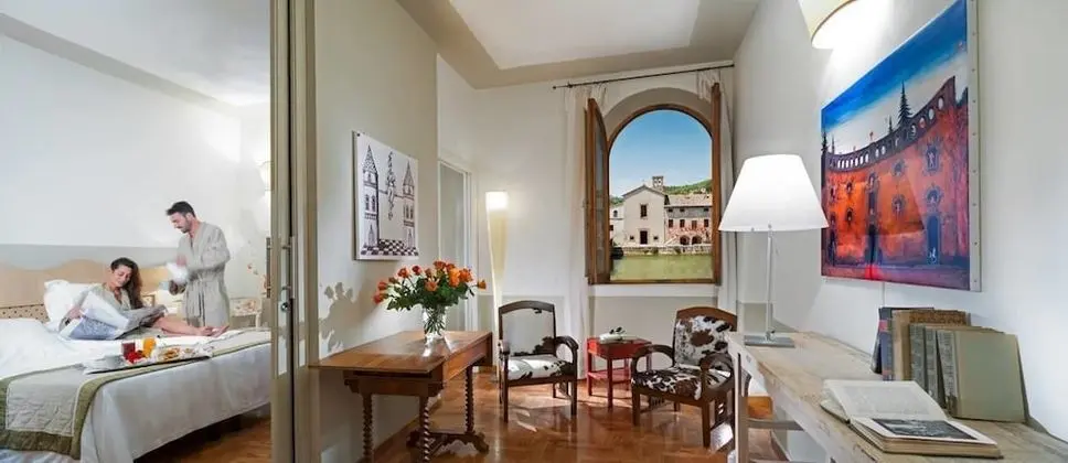 Classic Tek Büyük Yataklı Oda