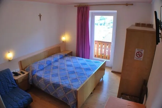 Tek Büyük veya İki Ayrı Yataklı Oda, Balkon