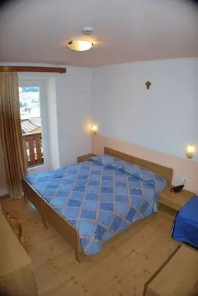 Tek Büyük veya İki Ayrı Yataklı Oda, Balkon