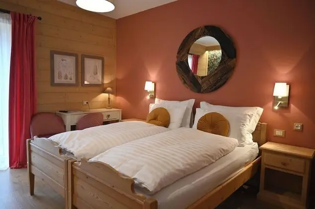 Üç Kişilik Oda, Balkon, Dağ Manzaralı