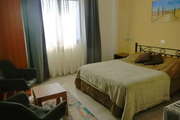 Comfort Tek Büyük Yataklı Oda