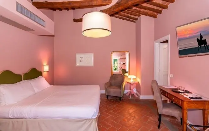 Classic Room with View