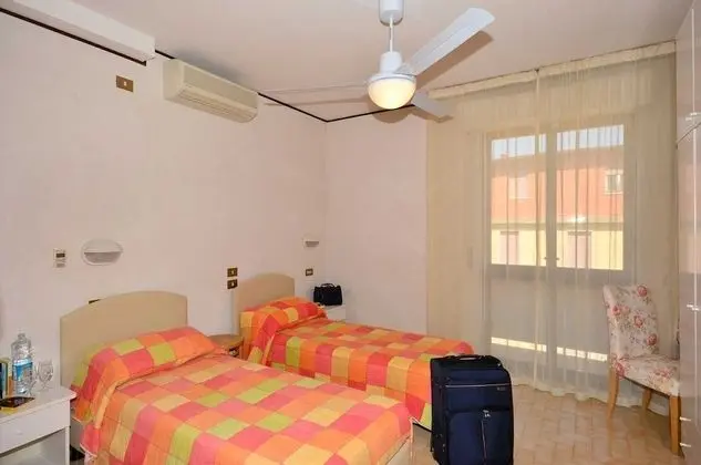 Standard Tek Büyük veya İki Ayrı Yataklı Oda