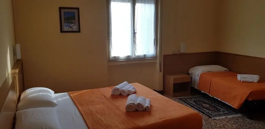 Deluxe Üç Kişilik Oda