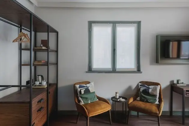 Deluxe Tek Büyük Yataklı Oda