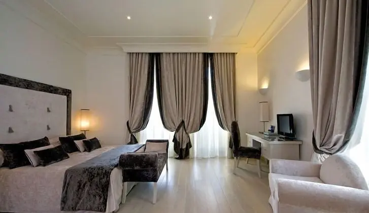 Deluxe Tek Büyük veya İki Ayrı Yataklı Oda