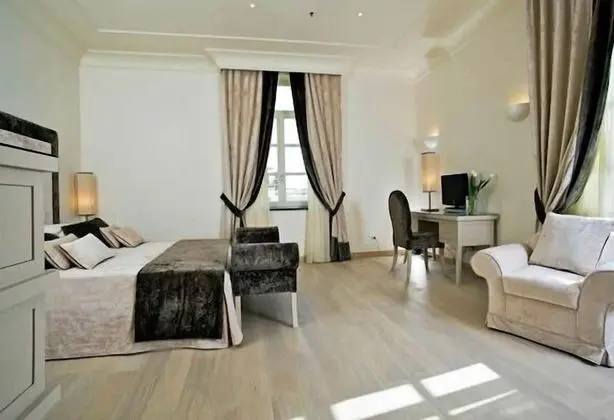 Deluxe Tek Büyük veya İki Ayrı Yataklı Oda