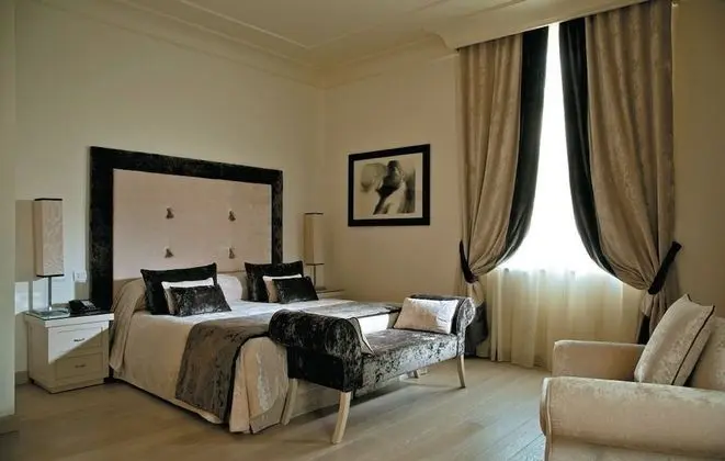 Deluxe Tek Büyük veya İki Ayrı Yataklı Oda