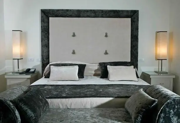 Superior Tek Büyük veya İki Ayrı Yataklı Oda