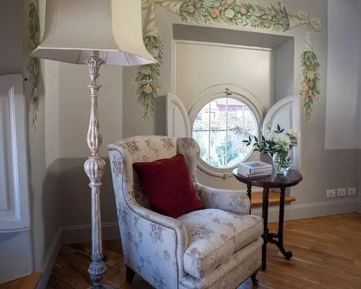 Classic Tek Büyük Yataklı Oda