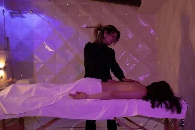 Luxury Süit, Sıcak Su Küveti