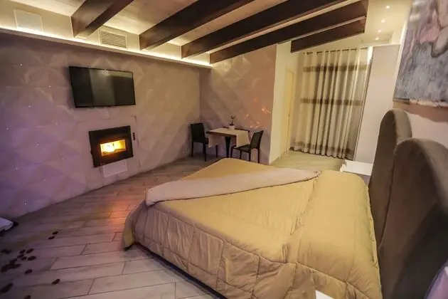 Luxury Süit, Sıcak Su Küveti