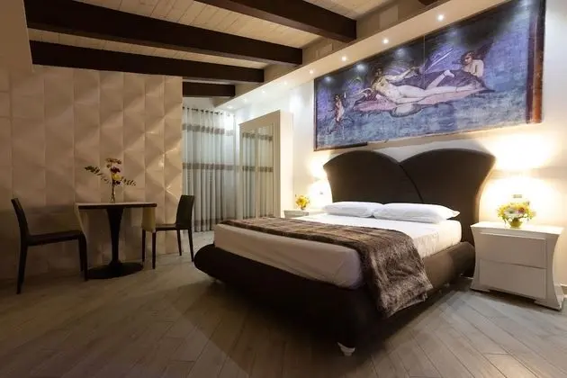Luxury Süit, Sıcak Su Küveti